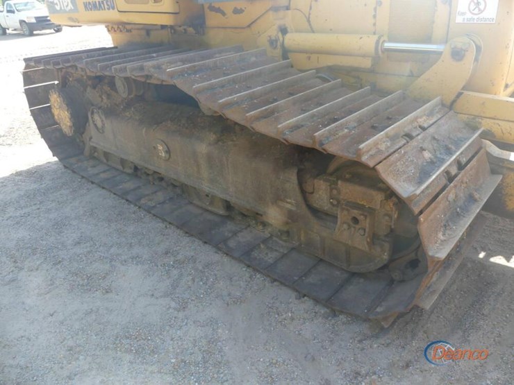 2007-komatsu-d51px-22-image-8