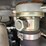 2011-liebherr-l586-image-32