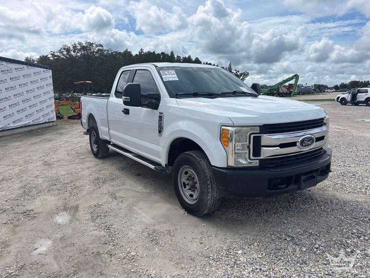 2017-ford-f250-image-4