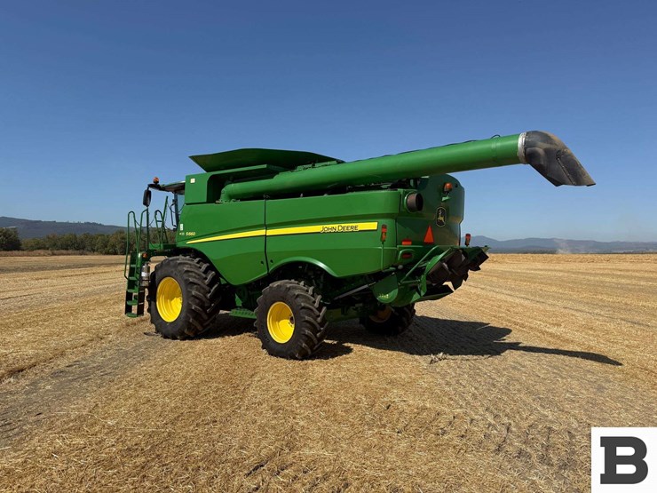 2014-john-deere-s660-image-3