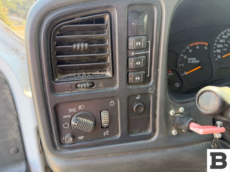 2005-chevrolet-silverado-2500hd-image-20
