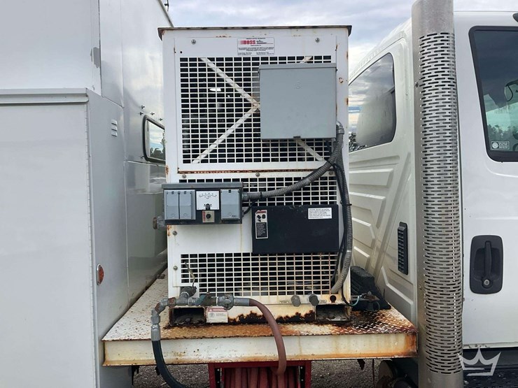 2016-international-durastar-4300-image-25