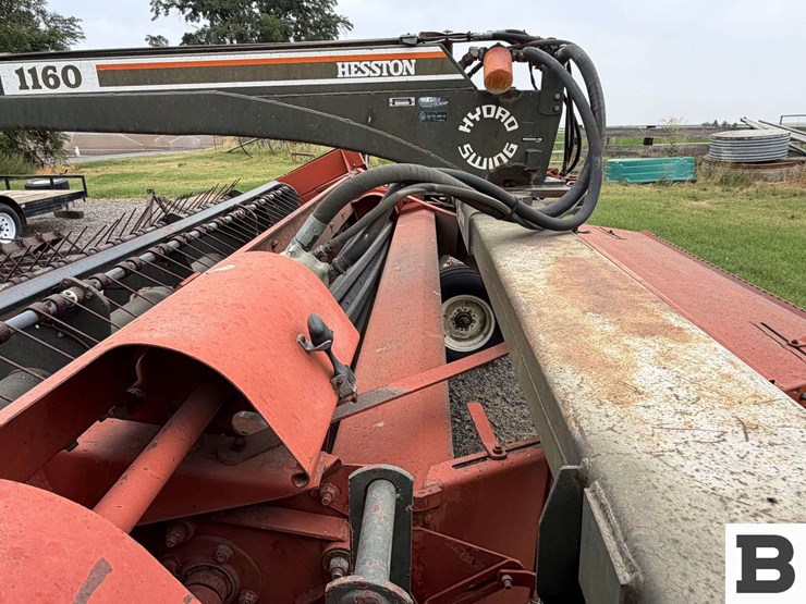 hesston-1160-image-26