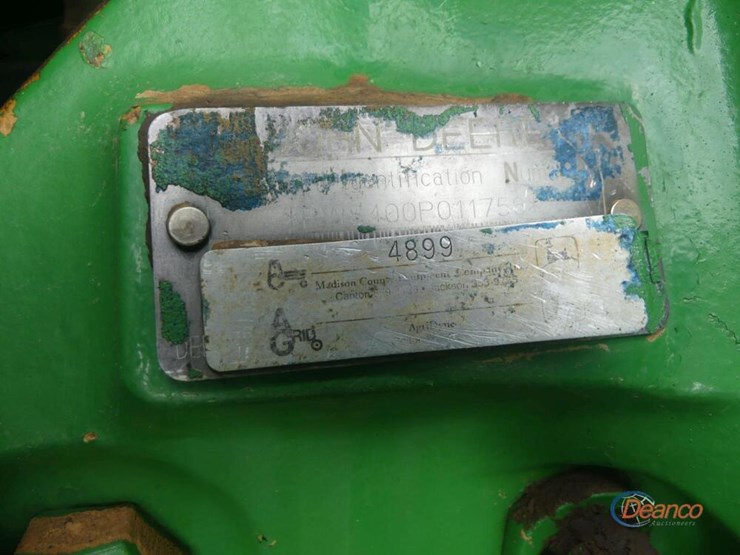 john-deere-8400-image-12