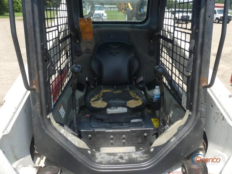2013-bobcat-s770-image-9
