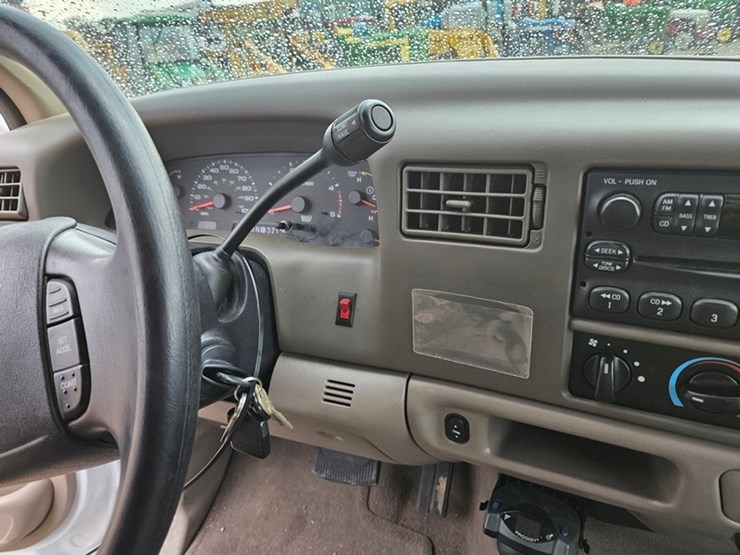 2004-ford-f450-xlt-image-39