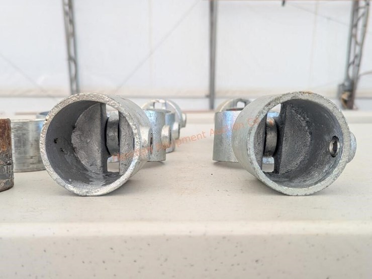 2"-galvanized-angle-brackets-image-9