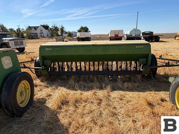 john-deere-8350-image-11