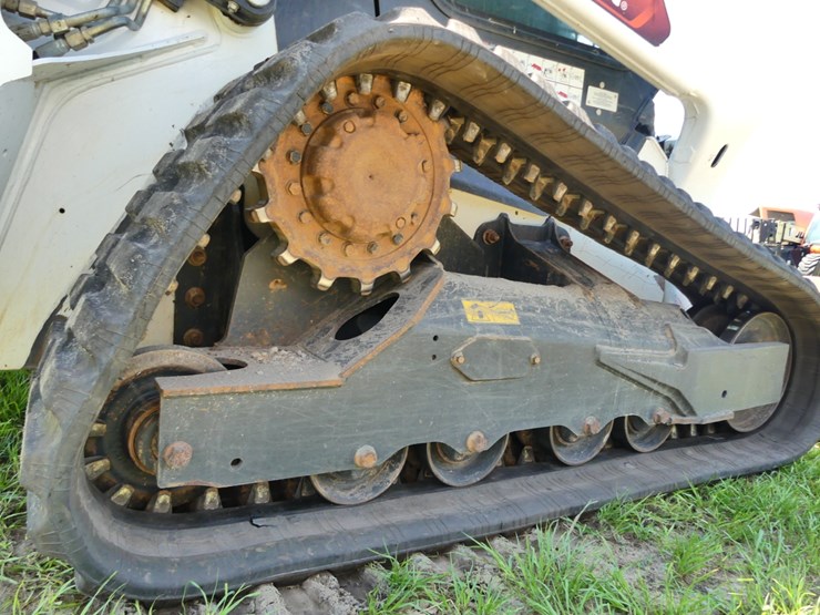 2023-bobcat-t770-image-6