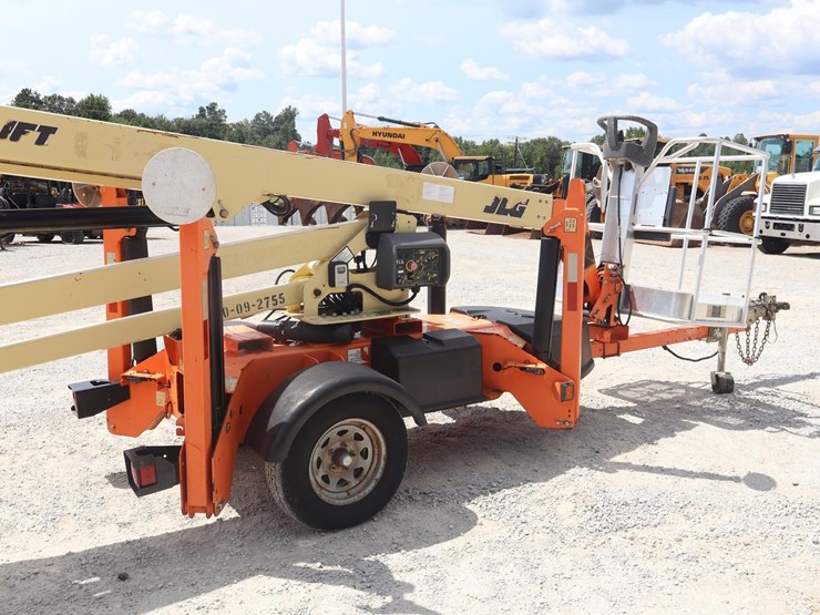 2016-jlg-t350-image-6