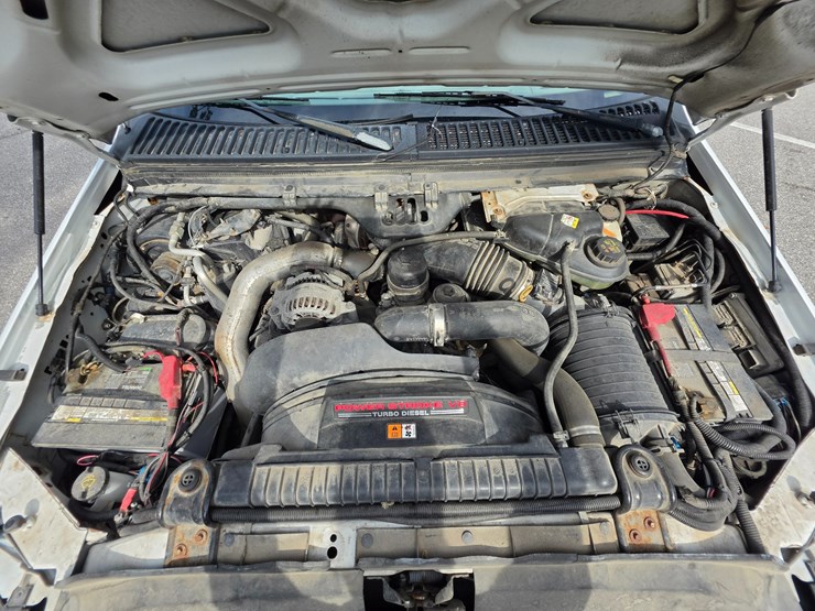 2006-ford-f550-image-28