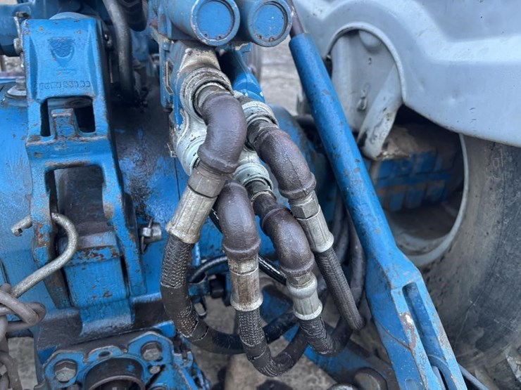 ford-tractor-image-16