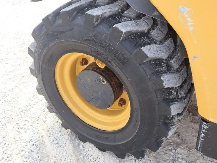 2016-caterpillar-th255c-image-27
