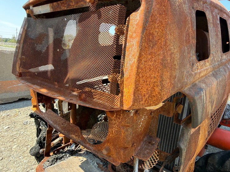 #52917-•-*inop-tractor-inv#52917-image-40