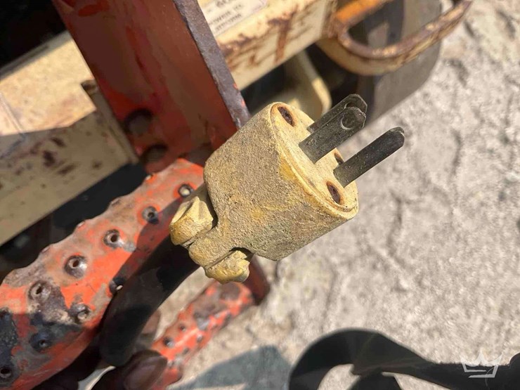 2000-jlg-2646e2-image-16
