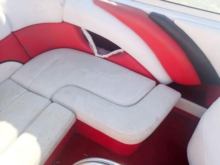 1999-donzi-z22-22-ft-bowrider-dnar1087c999-image-32