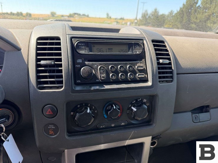 2005-nissan-pathfinder-image-24