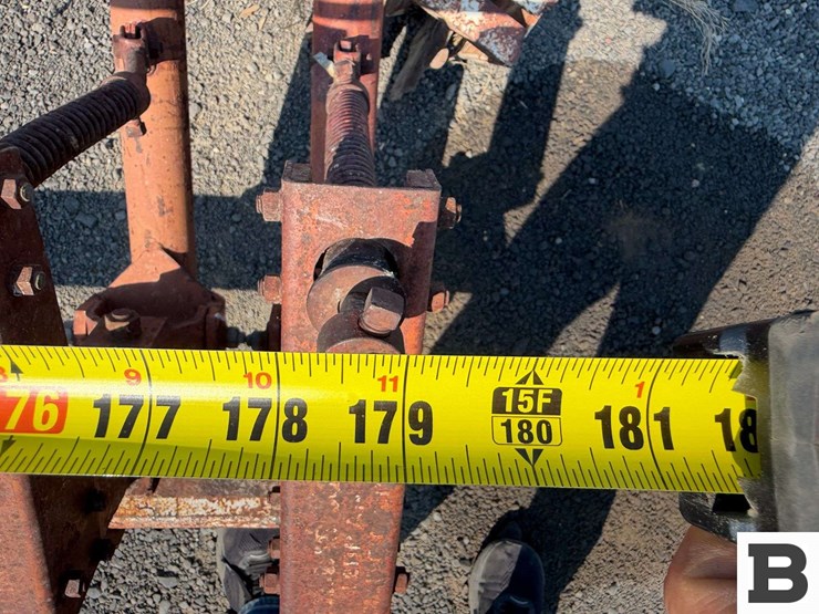 15'-lilliston-rolling-cultivator-toolbar-image-17