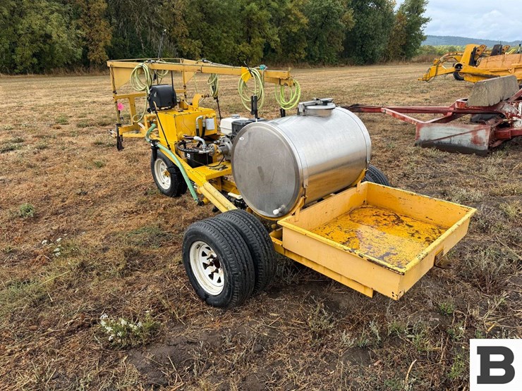 gk-self-propelled-spot-spray-machine-image-2