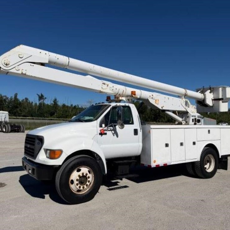 2001 FORD F650 XL