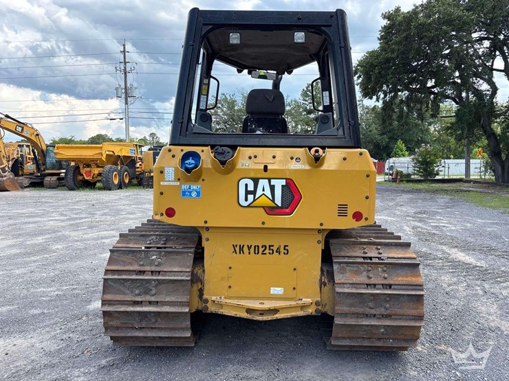 2022-caterpillar-d3-image-42