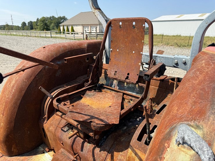 #52917-•-*inop-tractor-inv#52917-image-17