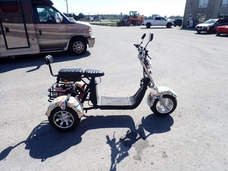 2024-shansu-youpi-60v-electric-tricycle-r36cp3010r-image-4