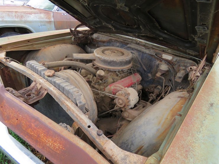 1965-chevrolet-impala-4dr-sedan-image-12