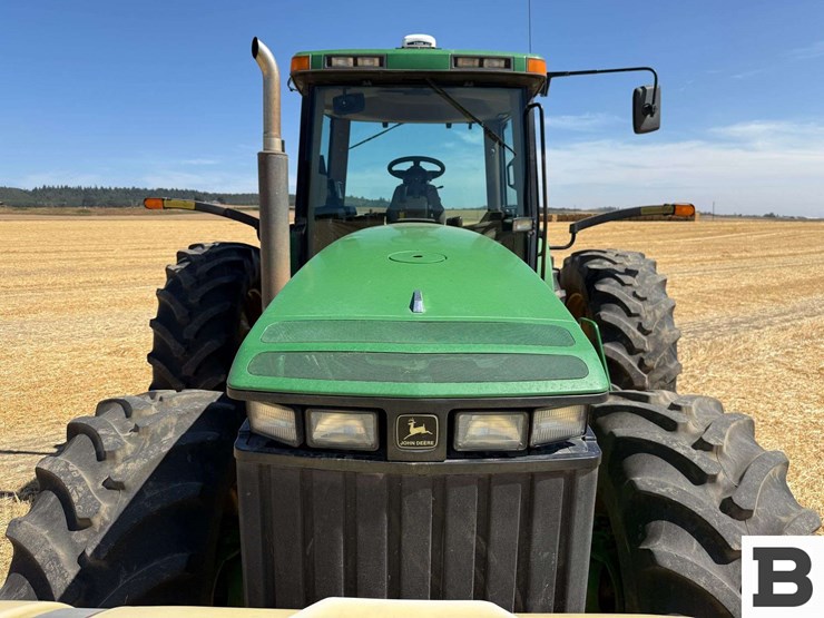 2001-john-deere-8110-image-14