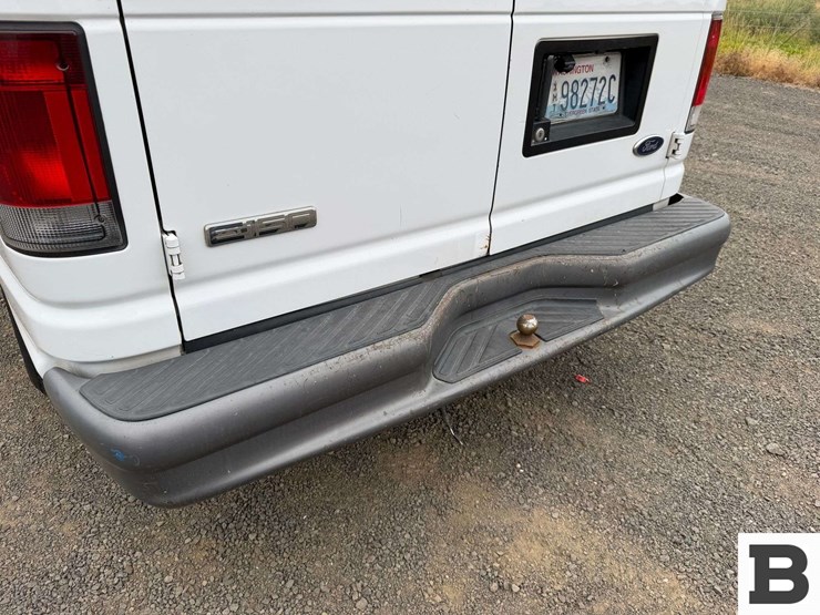 2006-ford-cargo-image-16