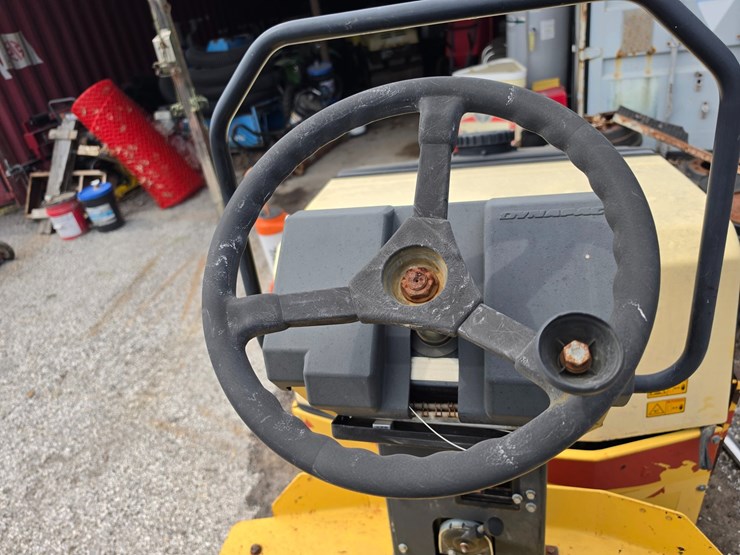 #25519-•-dynamic-vibratory-compactor-image-18