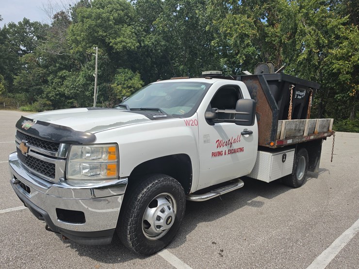 #25252-•-2013-chevrolet-silverado-pickup-truck-image-7
