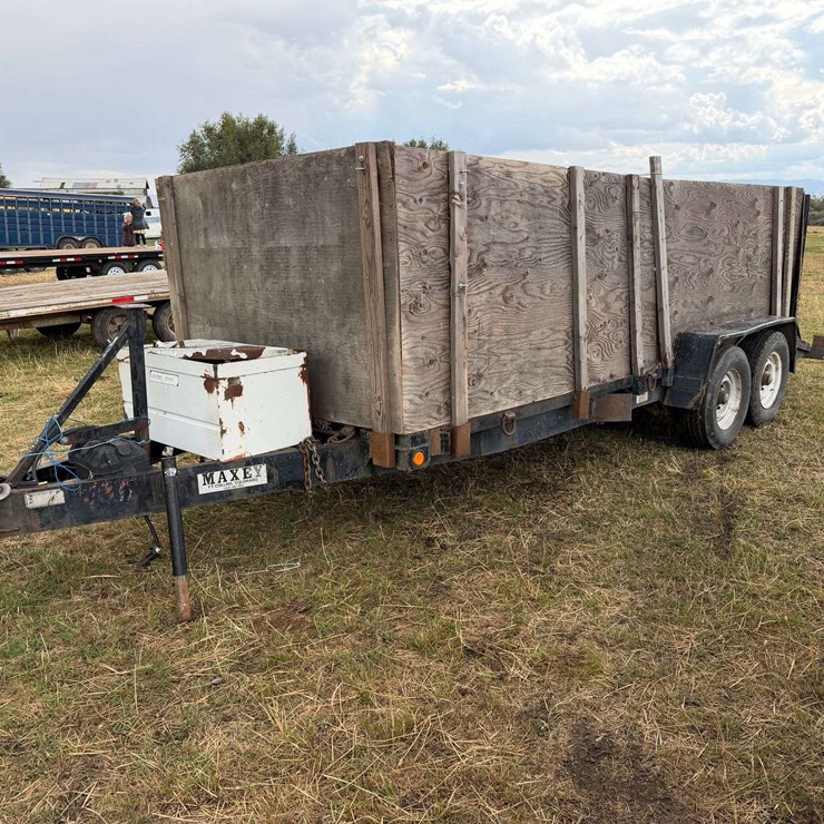 1990 Maxey Flatbed Trailer