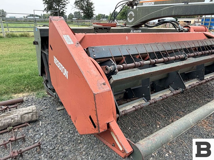 hesston-1160-image-36