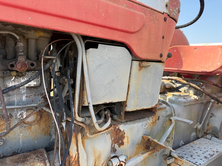 massey-ferguson-85-image-32