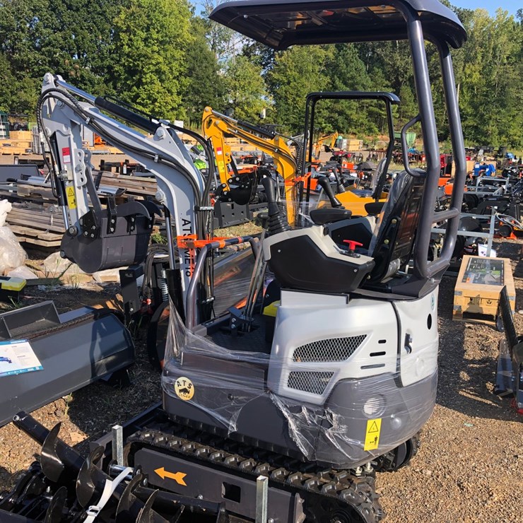 #12 • ATS-ME18 MINI EXCAVATOR