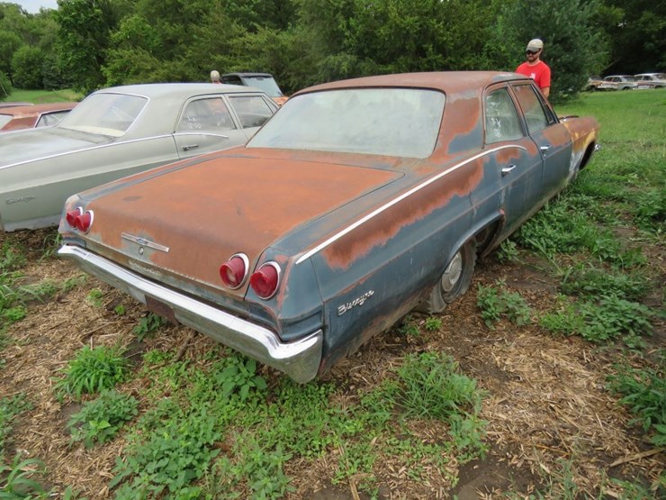1965-chevrolet-biscayne-4dr-sedan-image-4