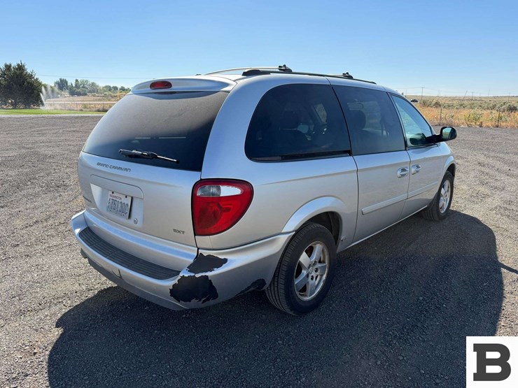 2005-dodge-grand-caravan-image-6