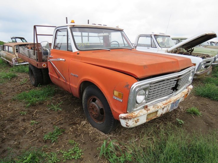 1971-chevrolet-c30-image-1