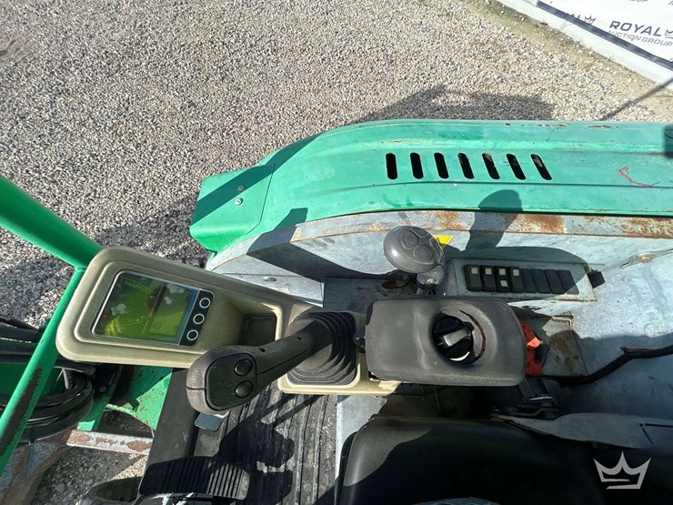 2018-takeuchi-tb230-image-24