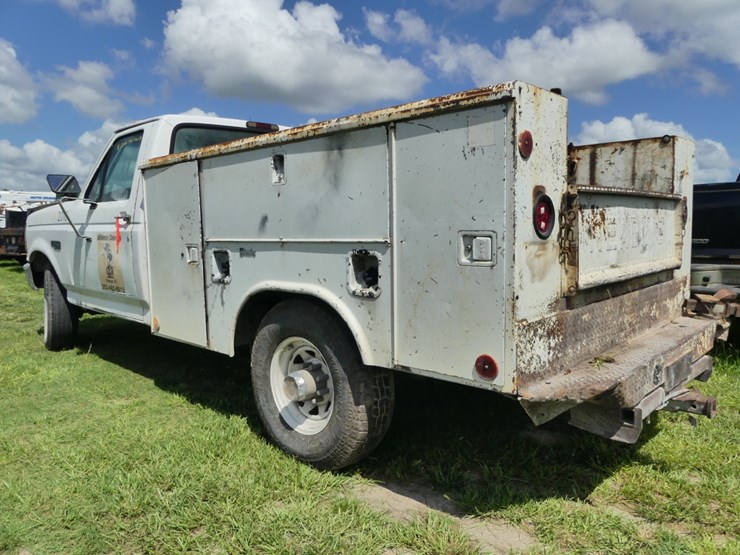 1994-ford-f350-xl-image-4