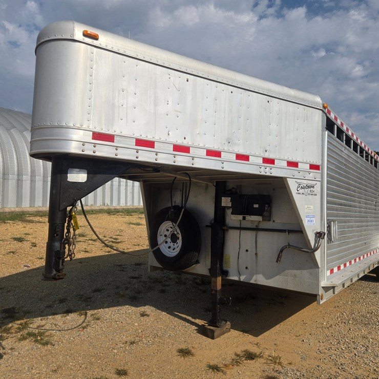 #26361 • 1995 30' Featherlite Trailer