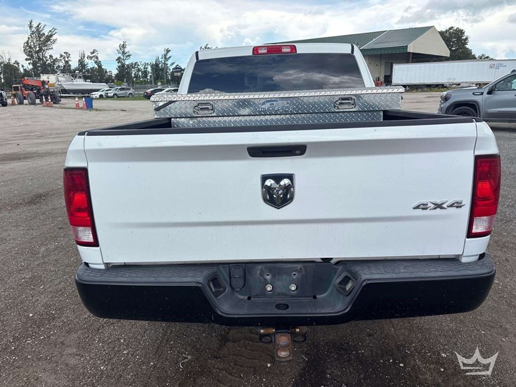 2017-dodge-1500-image-16