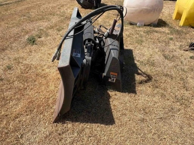john-deere-7-image-3