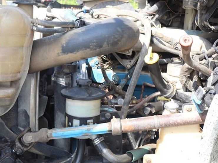 2005-international-durastar-4300-image-18