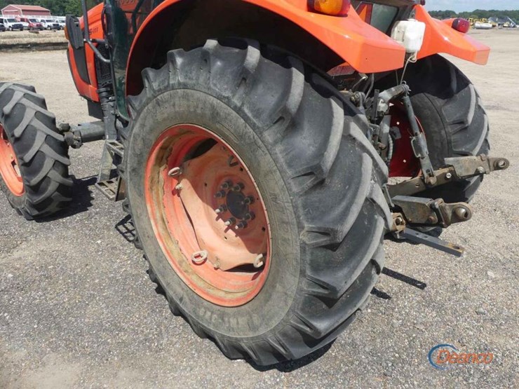 2022-kubota-m5-111d-image-14