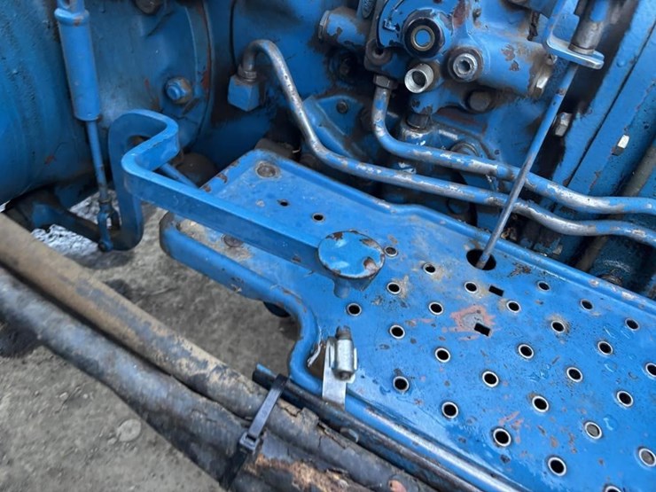ford-tractor-image-29