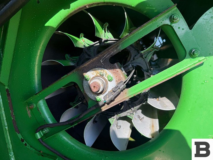 2000-john-deere-9650-sts-image-22