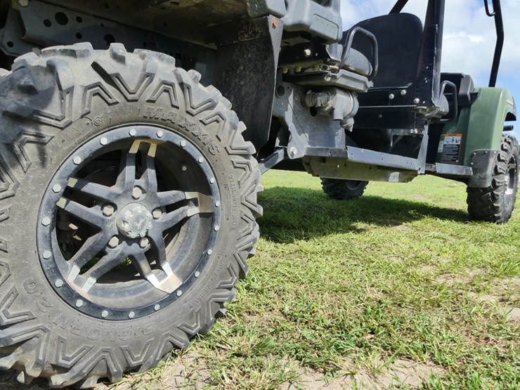 2017-john-deere-825m-s4-image-6