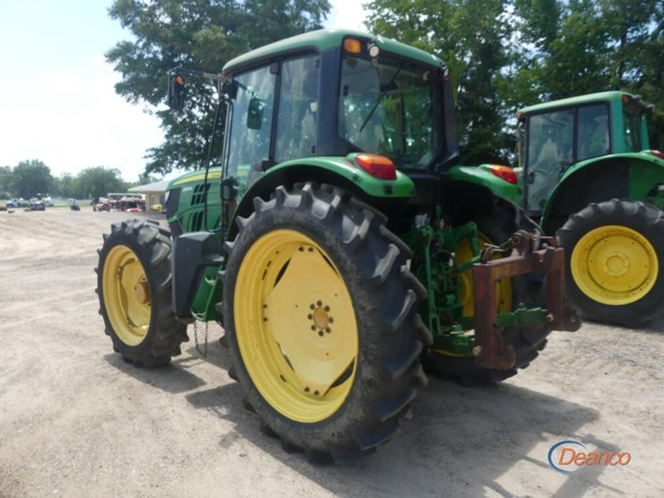 2014-john-deere-6105m-image-4